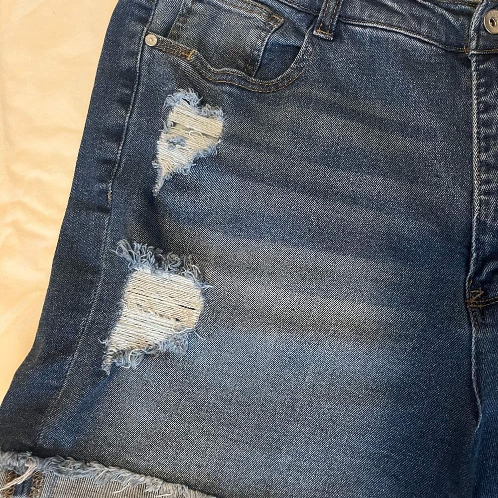 Wallflower High Waist Distressed Denim Shorts - Picture 3 of 4